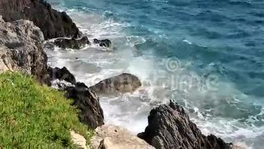 爱琴海沿岸的风景水域被冲刷